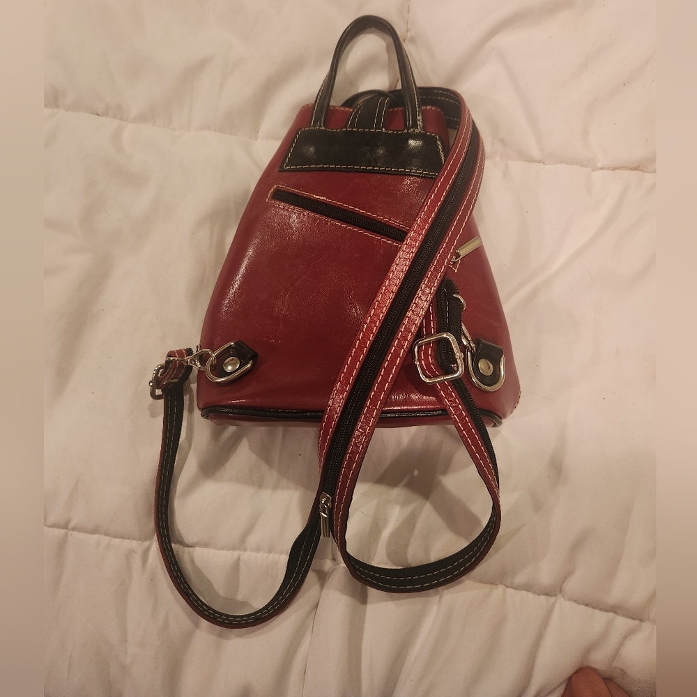 Vera PELLE Red Leather Backpack - Picture 3 of 6